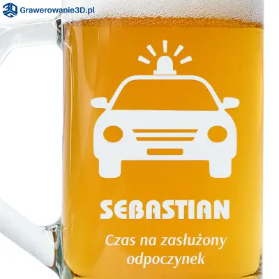 szklany kufel z grawerem dla policjanta drogówki
