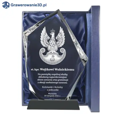 Statuetka z dedykacją dla wojskowego