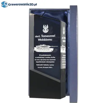 grawerowana statuetka dla wojskowego