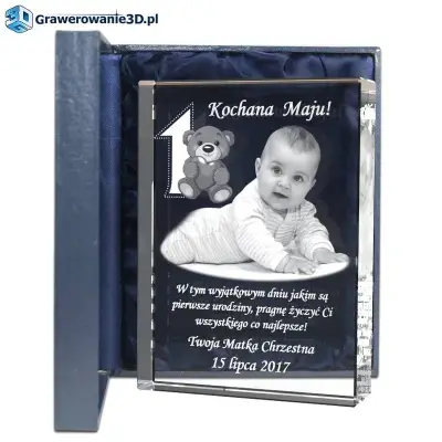 na roczek - pamiątka grawerowana ze zdjęciem w szkle