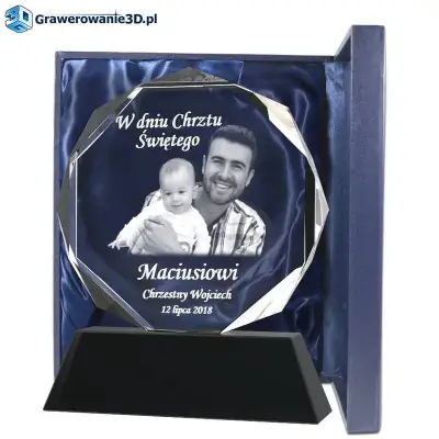 Od chrzestnego prezent na chrzest grawer w szkle, zdjęcie w szkle, grawerowana statuetka na chrzest, prezent dla dziecka na chrzest