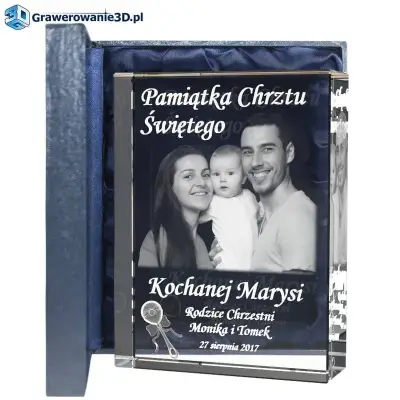 Od chrzestnej pamiątka chrztu grawer w szkle, grawerowana pamiątka chrztu