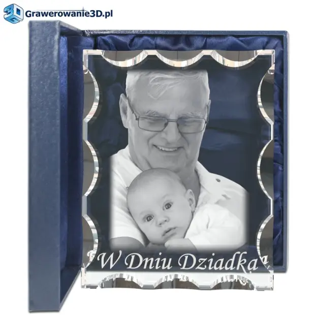 Wyjątkowe na dzień babci i dziadka prezenty. Nasze piękne kryształy to idealne opcje na każdą okazję wraz ze zdjęciem i