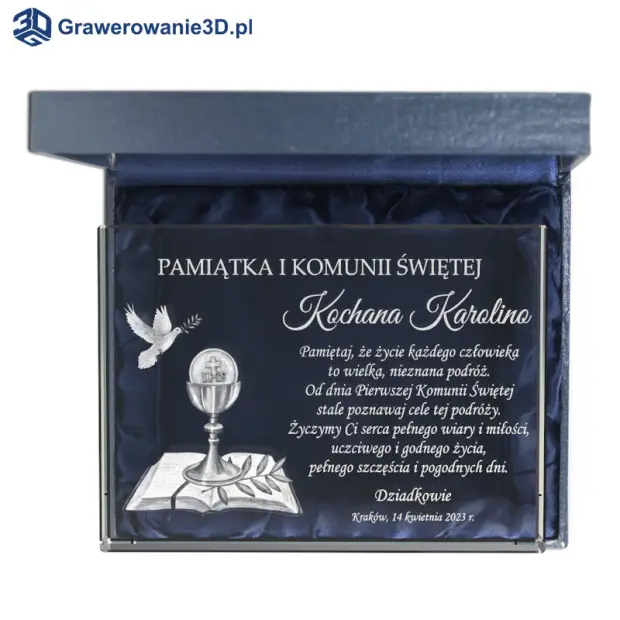 Pamiątka pierwszej komunii świętej z grawerem