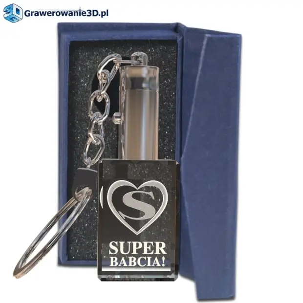 brelok dla babci super babcia - grawer w brelok LED serce w 3D