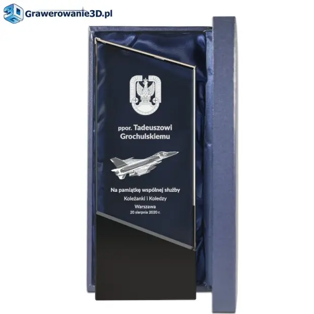 prezent dla żołnierza grawerowany w krysztale