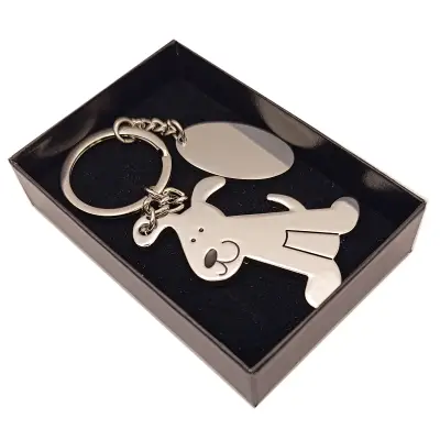 breloczek pieska z grawerowaną zawieszką