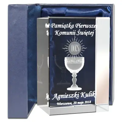 grawerowany kielich 3D w krysztale