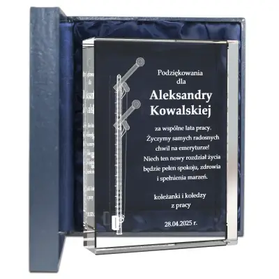 prezent dla pracownika kolei semafor 3D grawerowany w szkle