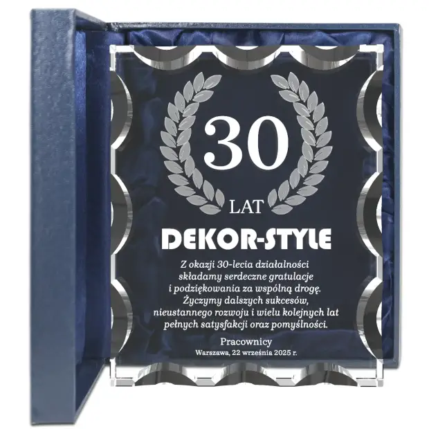 Statuetka biznesowa na 30-lecie działalności firmy
