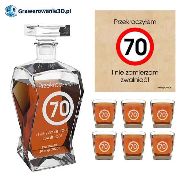 Personalizowana karafka z grawerem i szklankami w pudełku na 70 urodziny