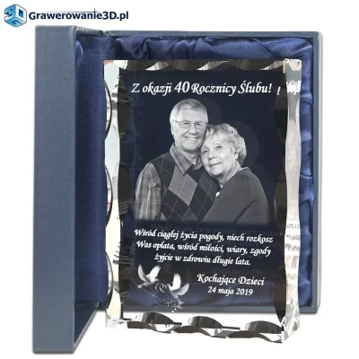 Z okazji rocznicy ślubu -grawer w krysztale zdjęcie grawerowane w szkle z życzeniami