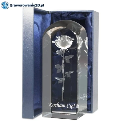 Piękna szklana statuetka dla kobiety. Róża na walentynki dla dziewczyny. Wieczny kwiat. Kwiat niewiędnący. Róża zatopiona w szkle. Róża grawerowana. Kocham cię.