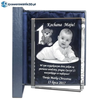 na roczek - pamiątka grawerowana ze zdjęciem w szkle