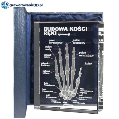 dla chirurga - prezent grawerowany 3d w szkle