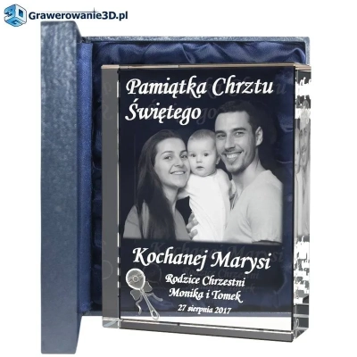 Od chrzestnej pamiątka chrztu grawer w szkle, grawerowana pamiątka chrztu