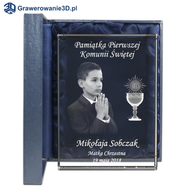 prezent na komunię dla chłopca od chrzestnej