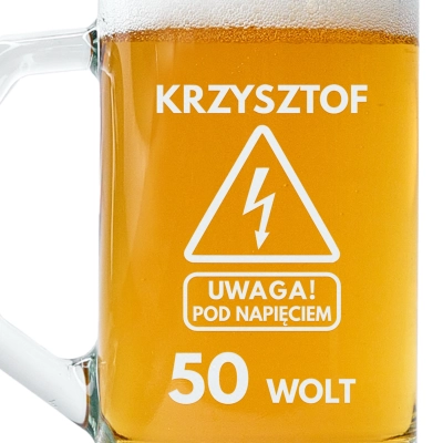 projekt dla elektryka grawerowany na kuflu