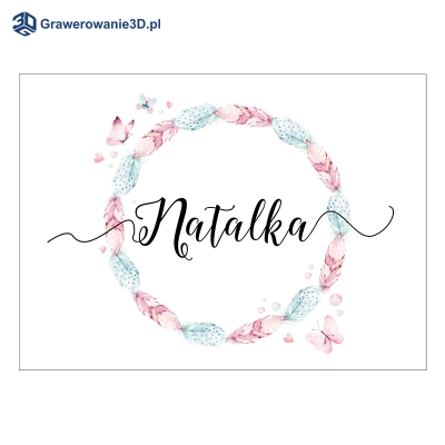 nadrukowane na pudełku piórka motylki imię dziewczynki