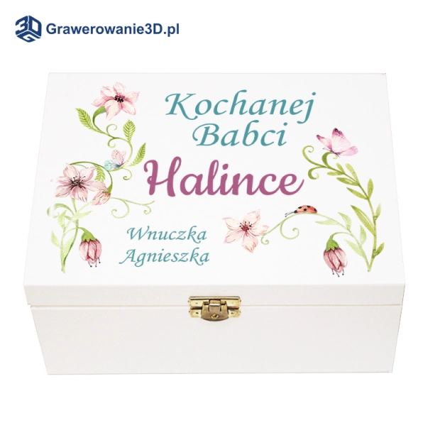 dla ukochanej babci drewniana skrzynka z herbatkami