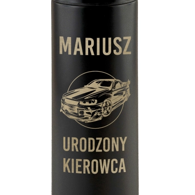 czarny termos urodzony kierowca z imieniem i grawerowanym wozem